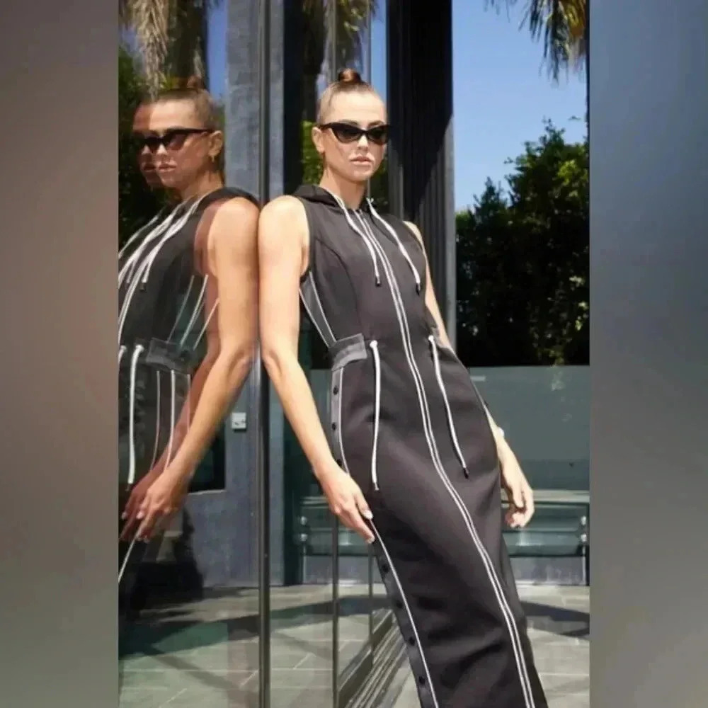 Blanc Noir Vista Track Dress in Charcoal Black XS